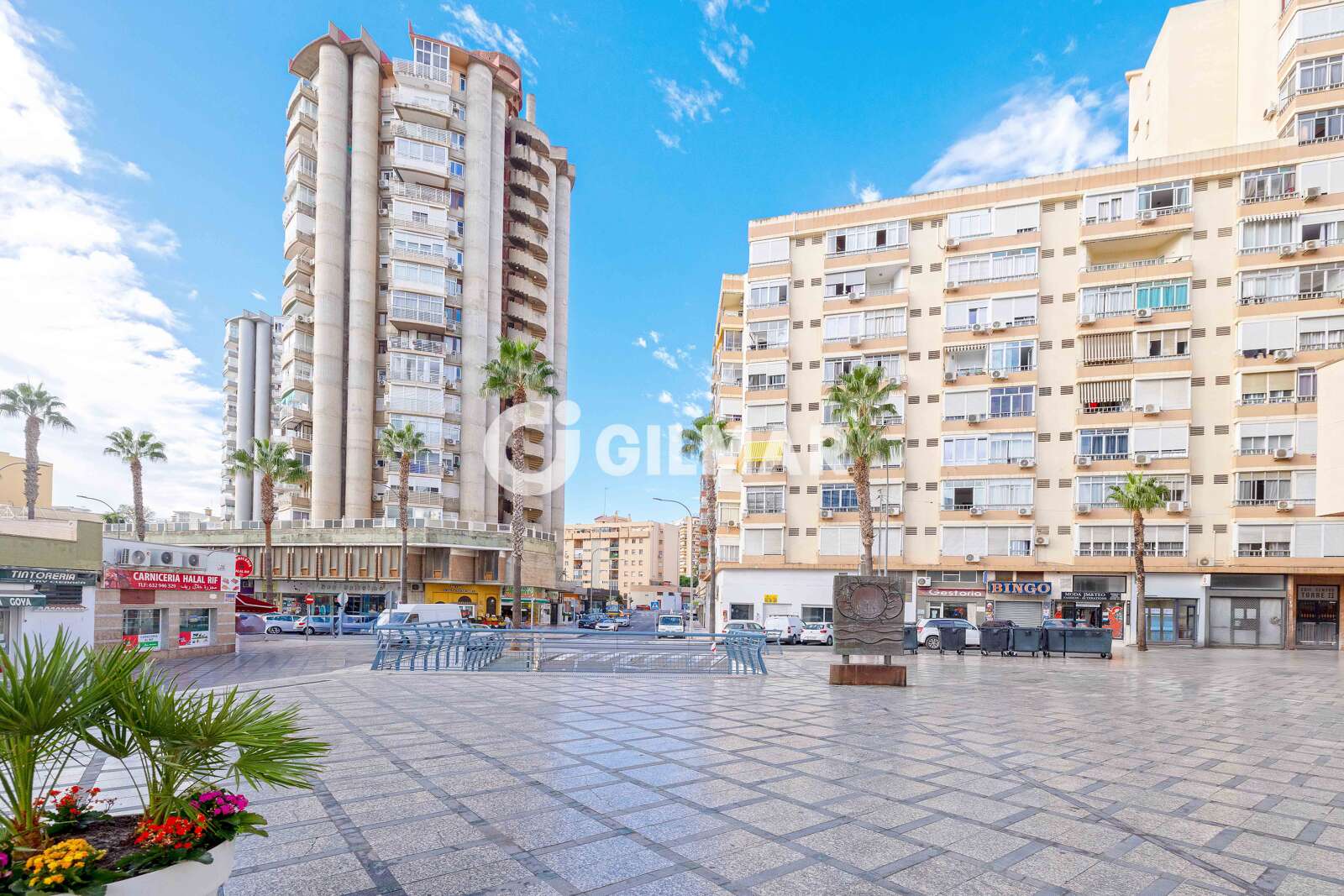 Property slider Gilmar