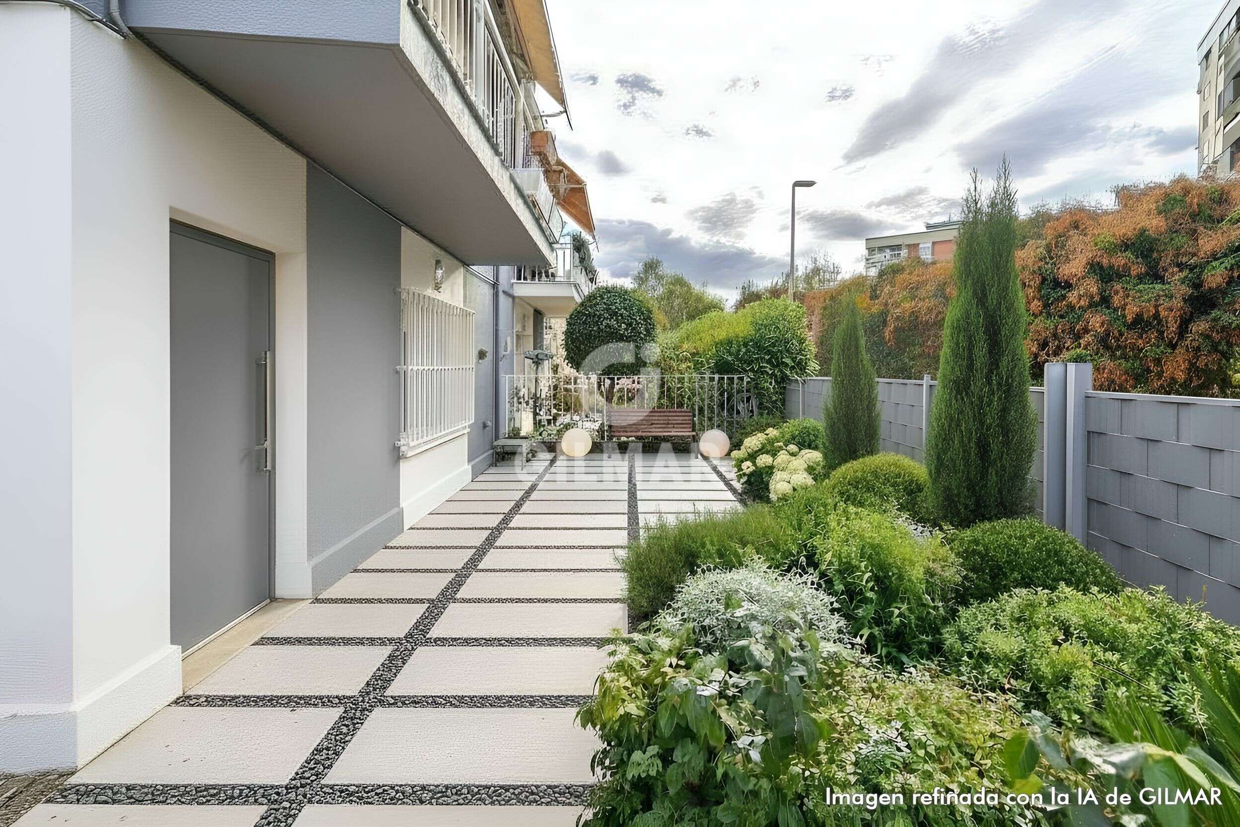 Photo of Semi-detached house