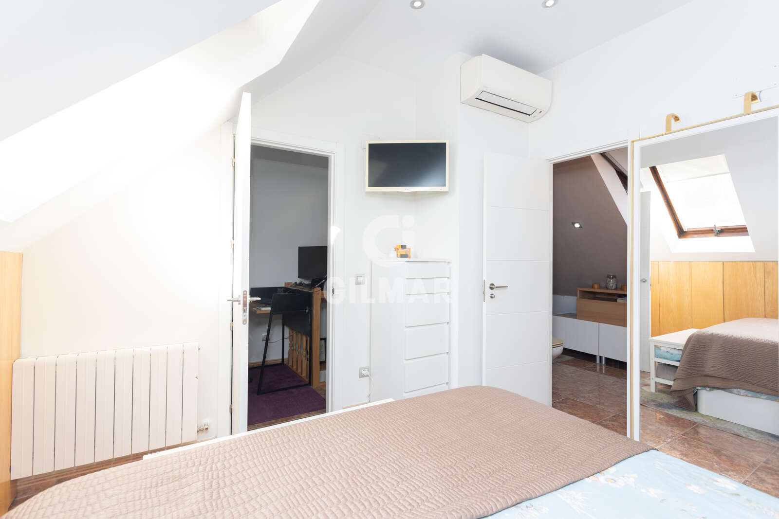 Property slider Gilmar