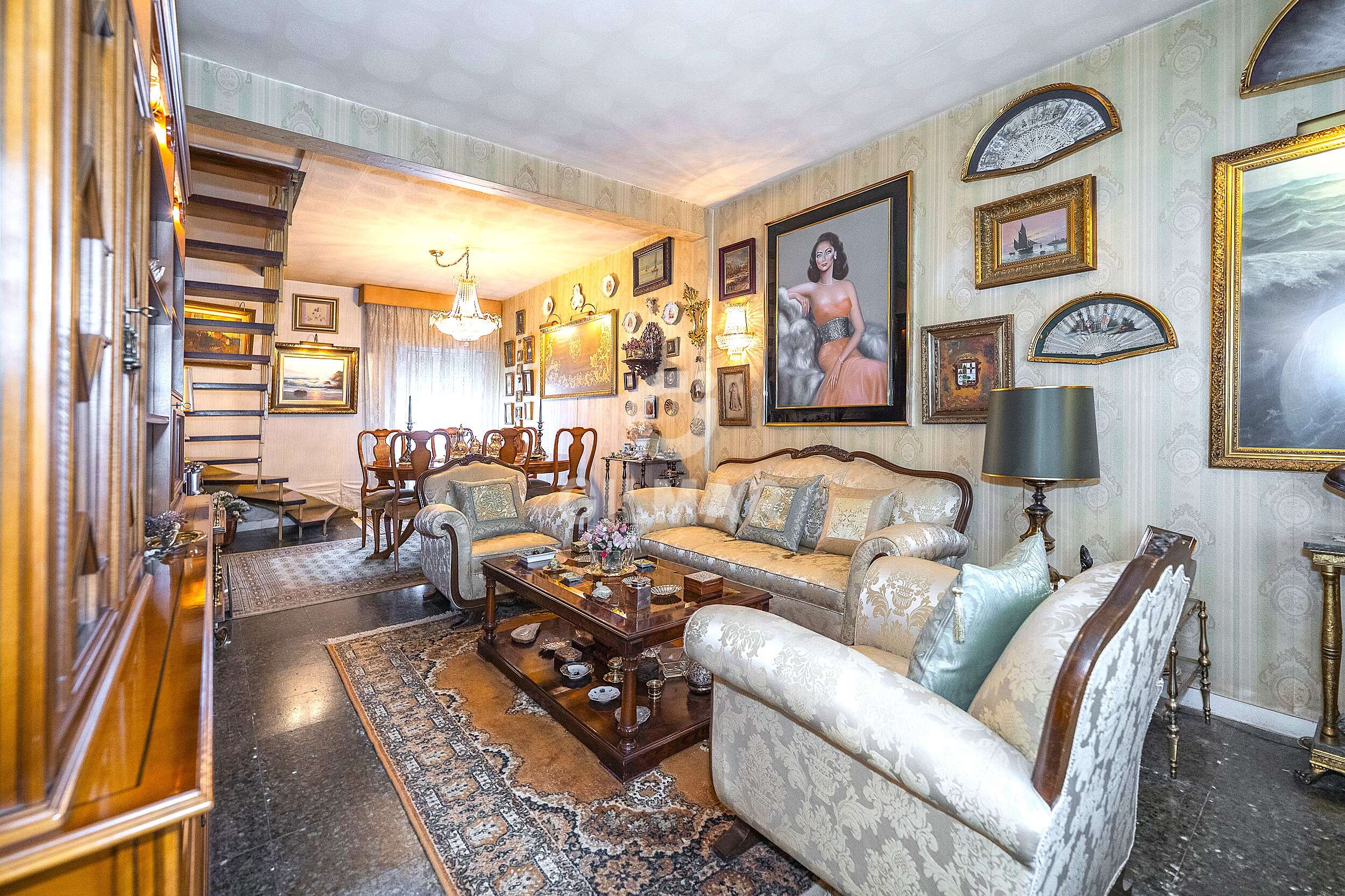 Photo of Semi-detached house