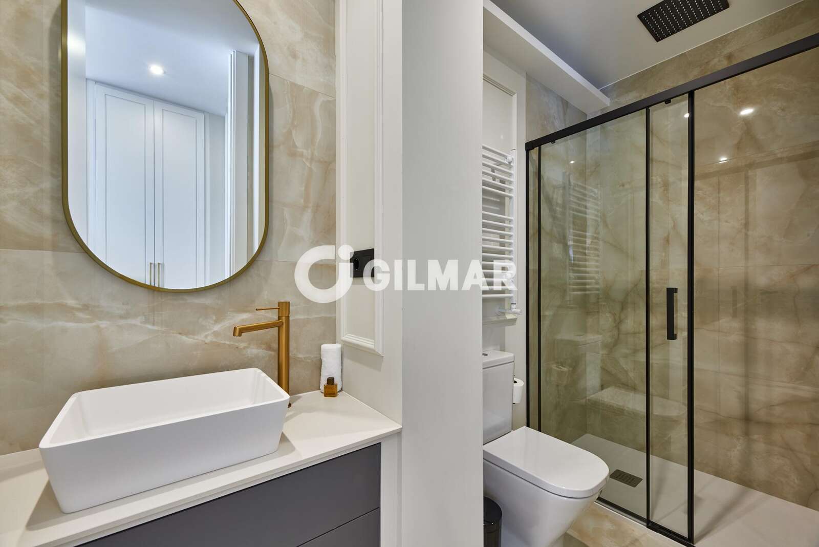 Property slider Gilmar