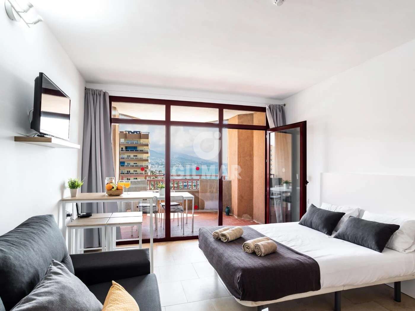 Property slider Gilmar