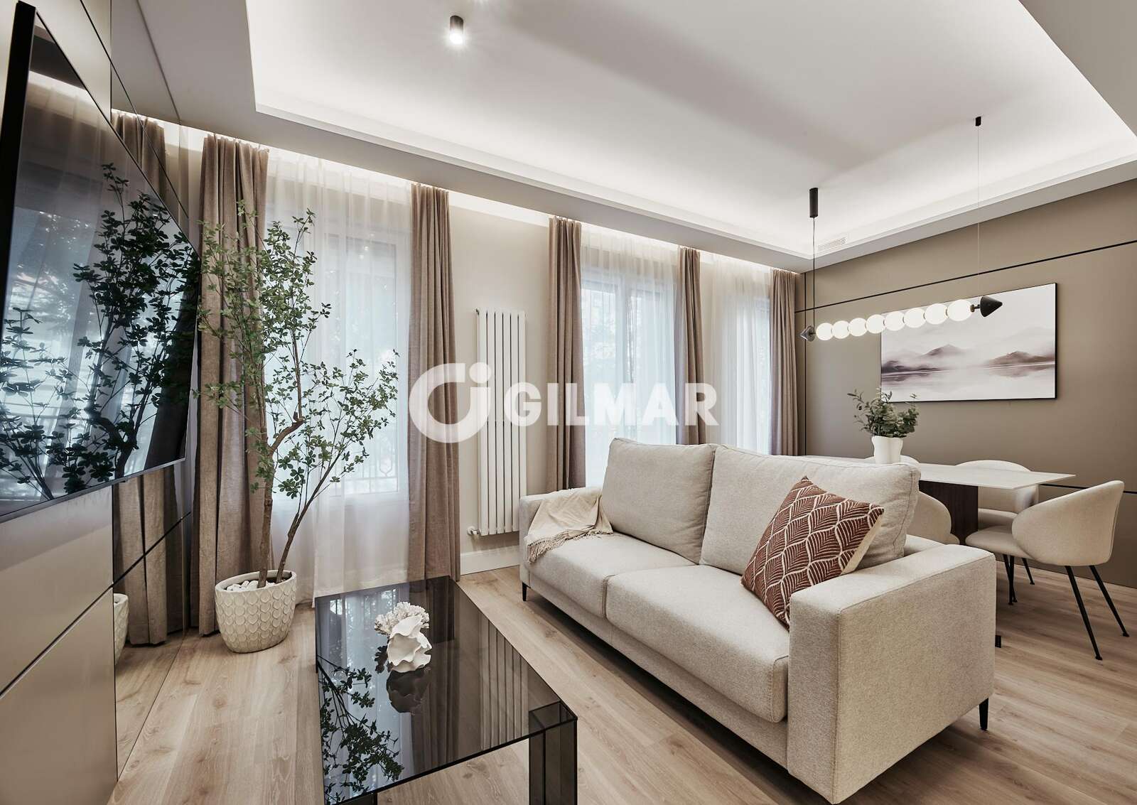 Property slider Gilmar