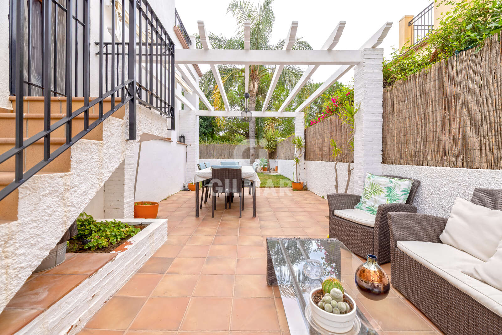 Property slider Gilmar