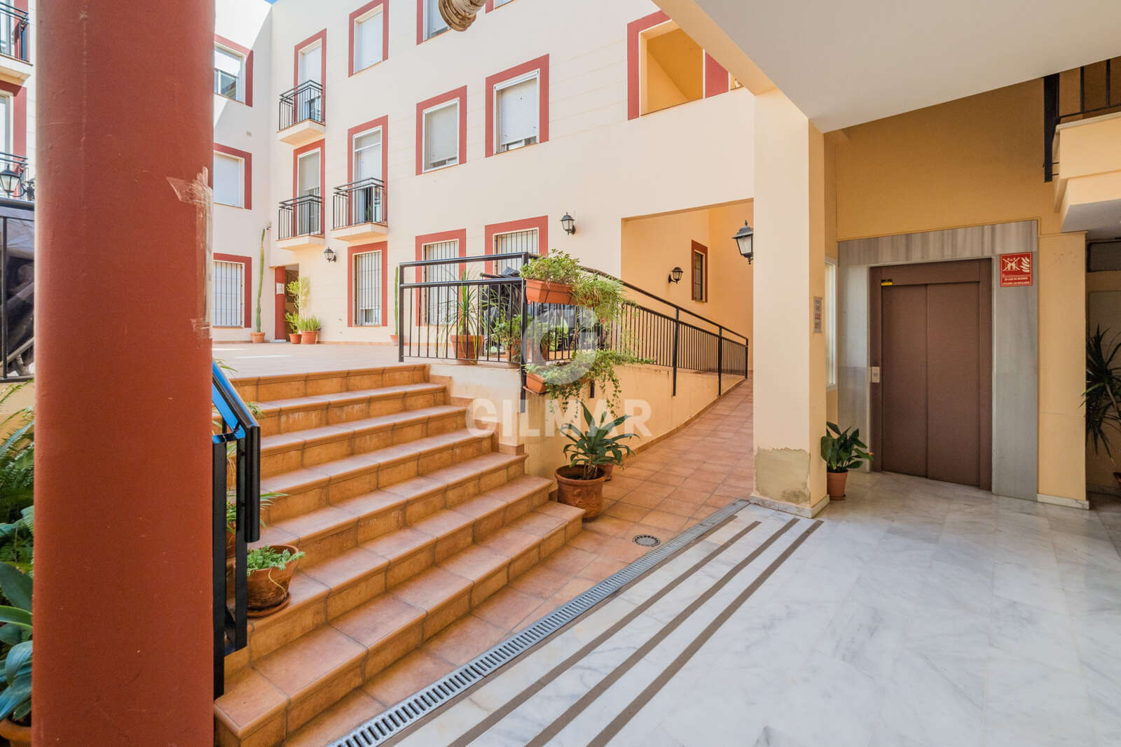 Property slider Gilmar