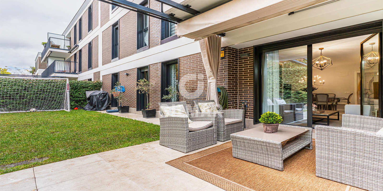 Property slider Gilmar