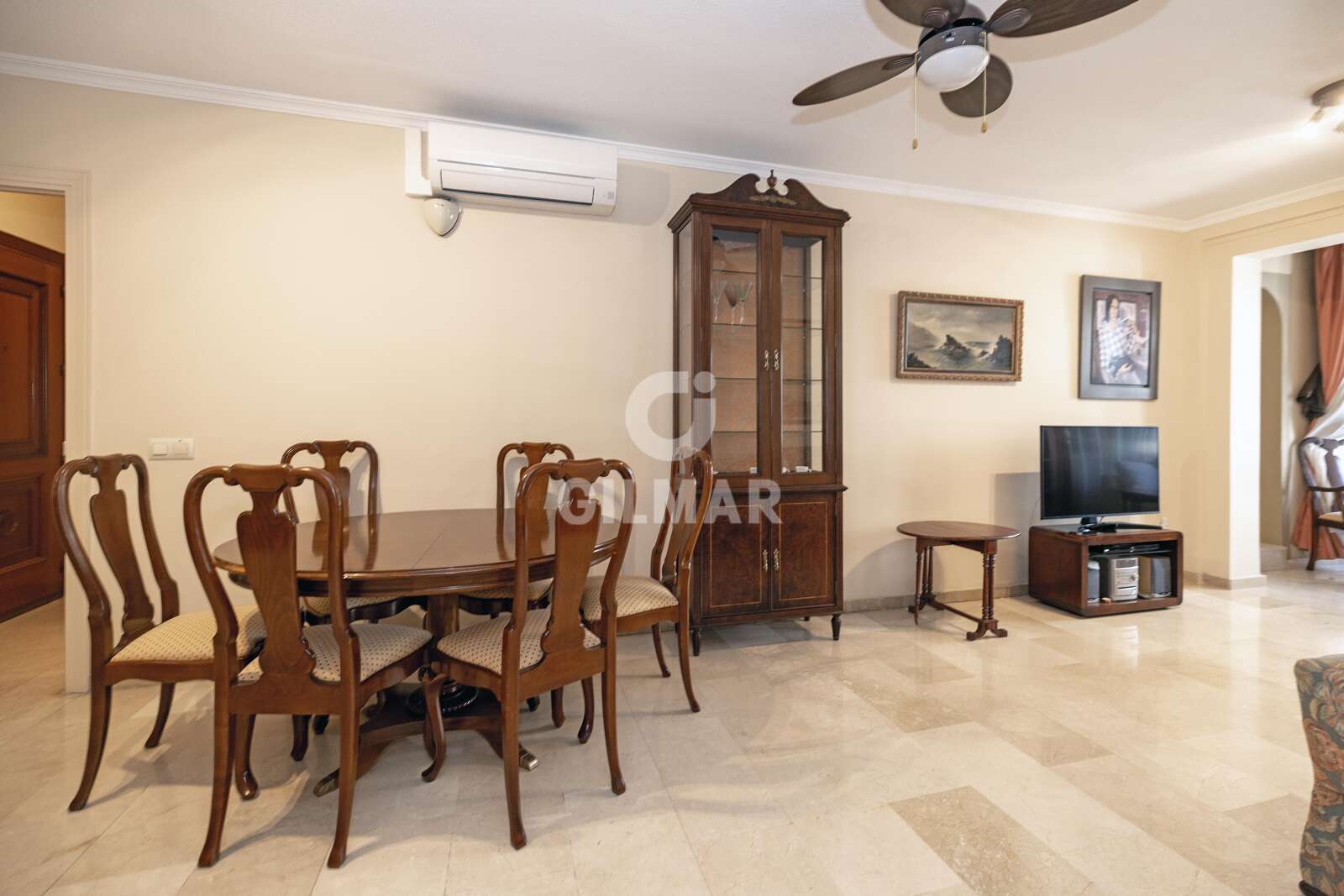 Property slider Gilmar