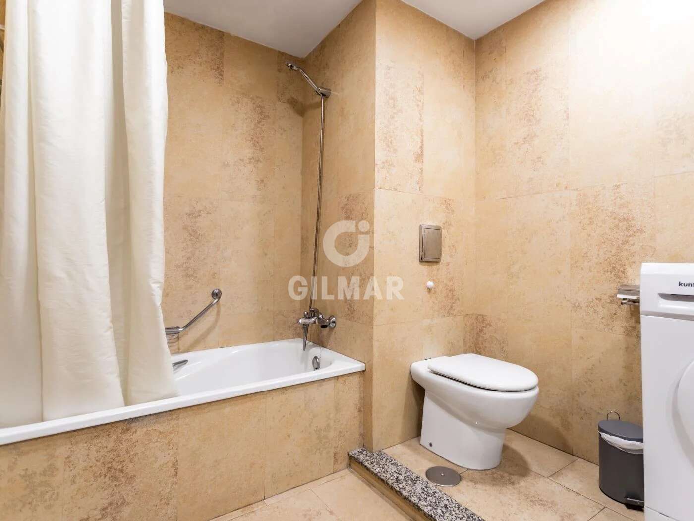 Property slider Gilmar