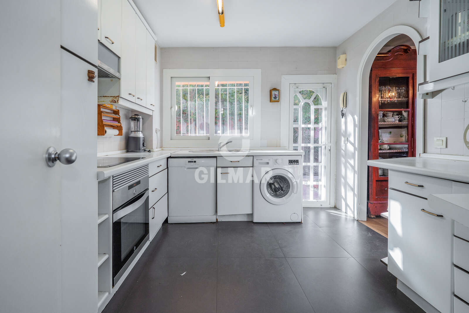 Property slider Gilmar