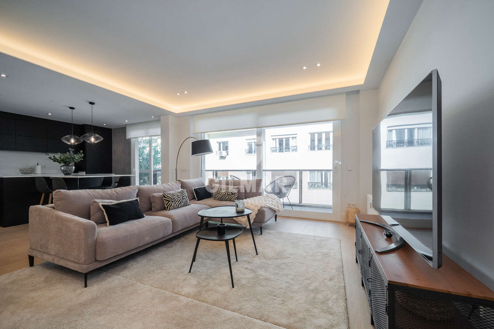 Property slider Gilmar