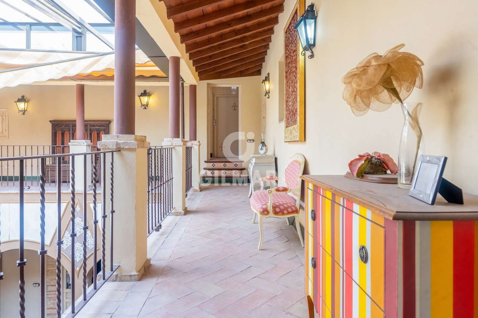 Property slider Gilmar