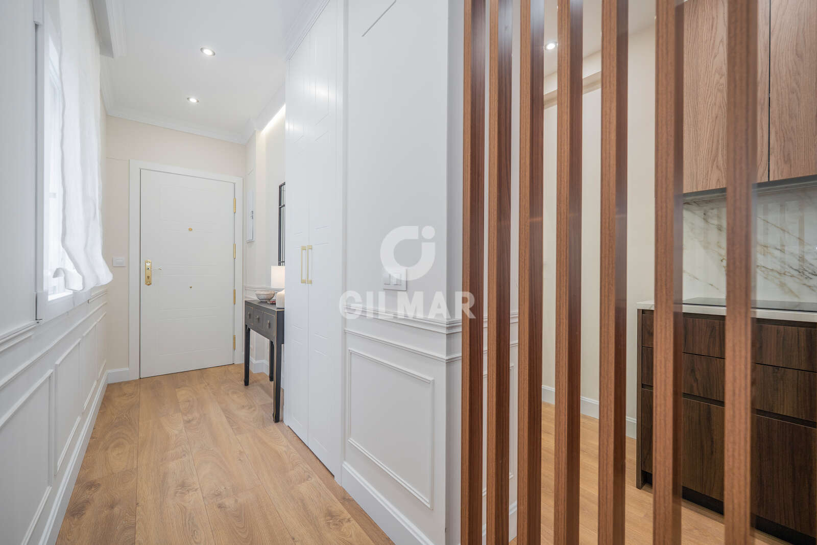 Property slider Gilmar