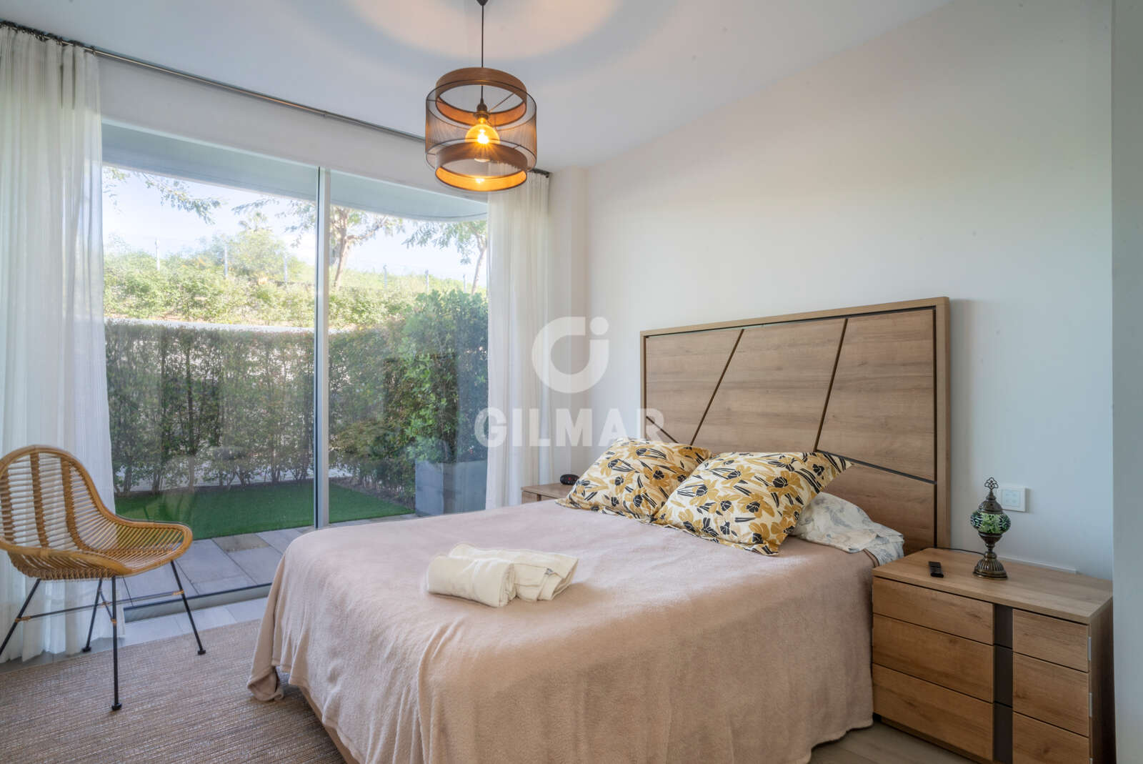 Property slider Gilmar