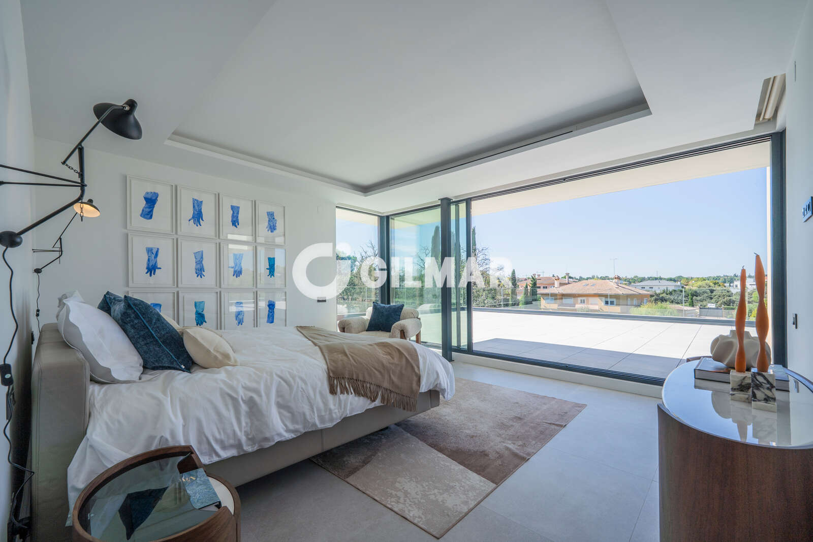Property slider Gilmar