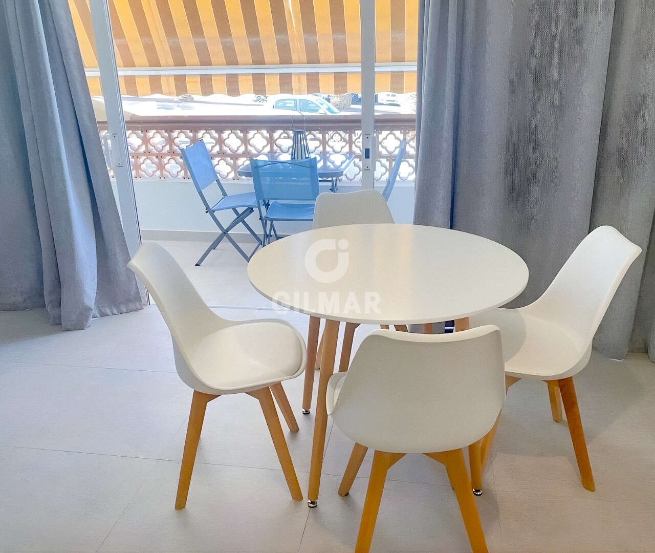 Property slider Gilmar