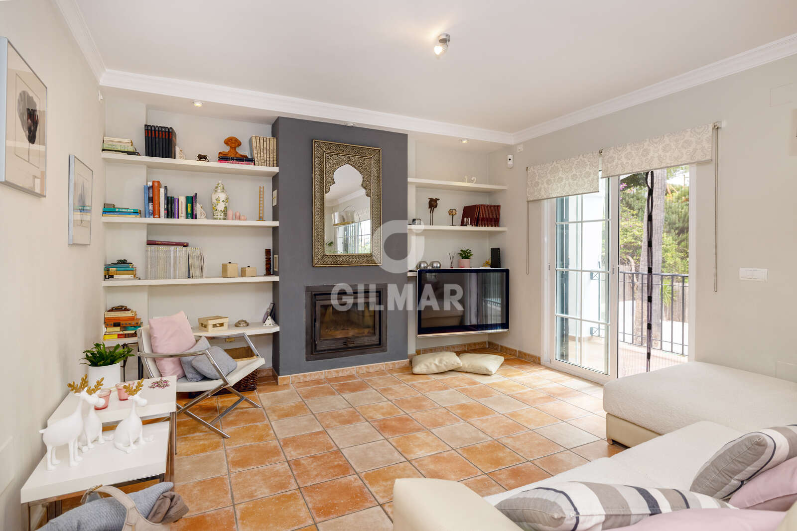 Property slider Gilmar