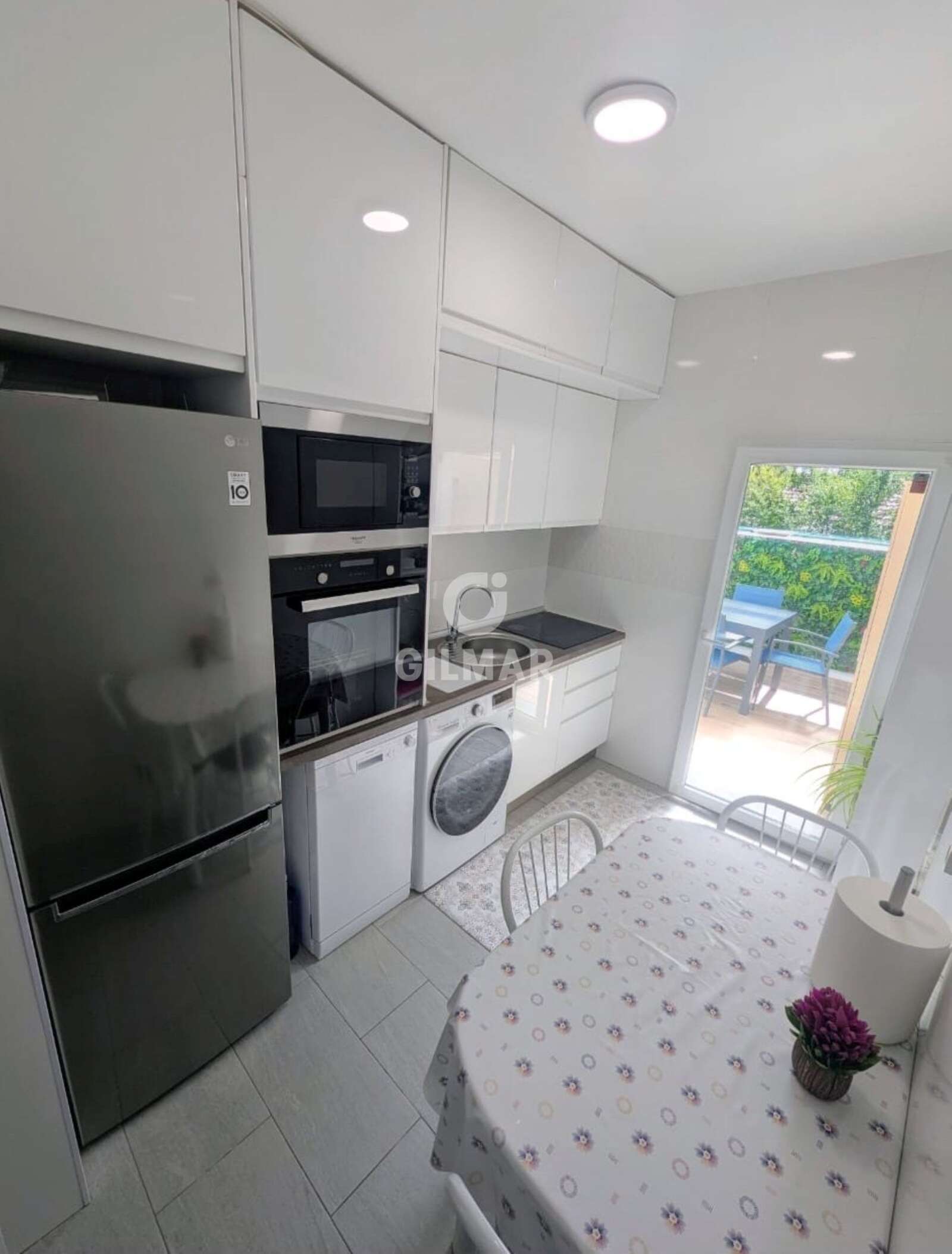 Property slider Gilmar