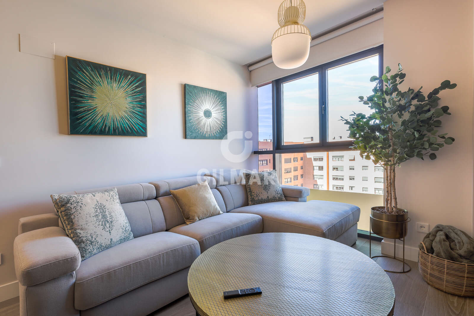 Property slider Gilmar