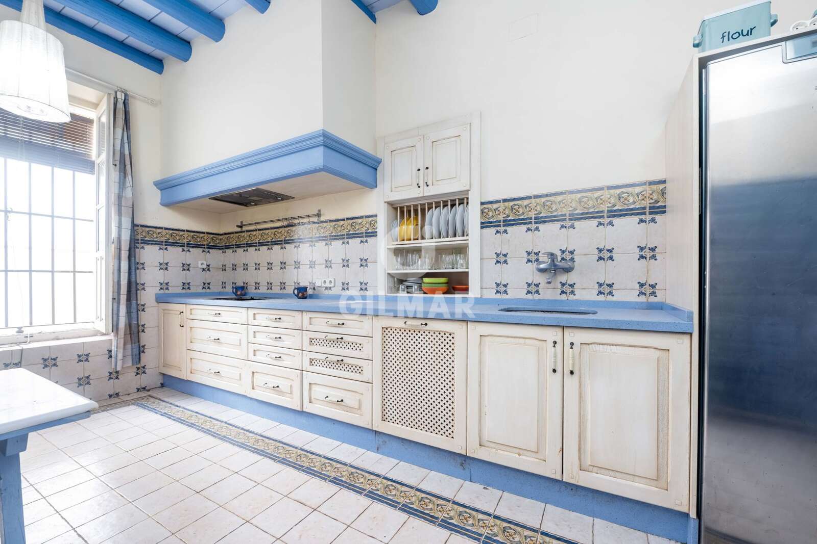 Property slider Gilmar