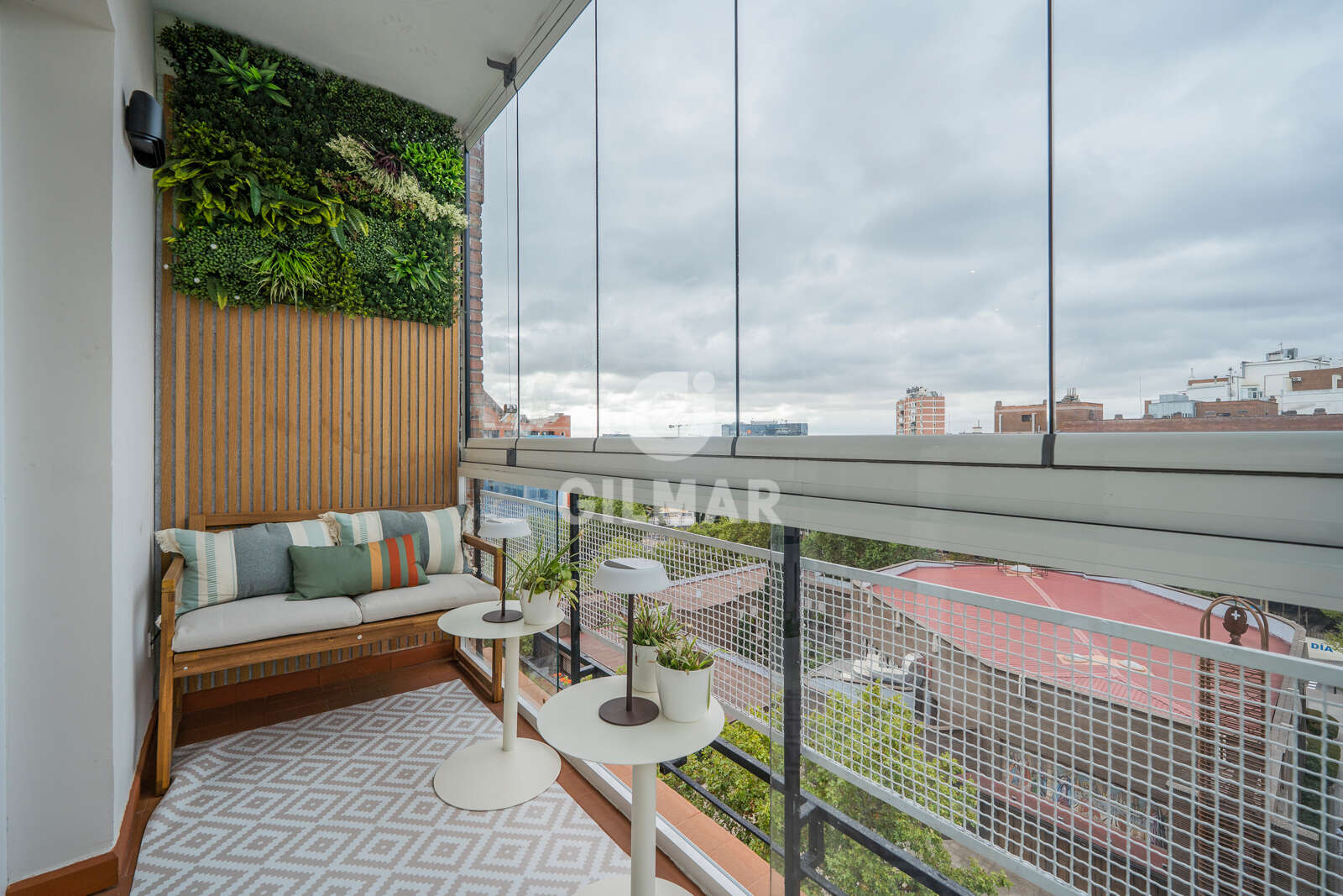 Property slider Gilmar