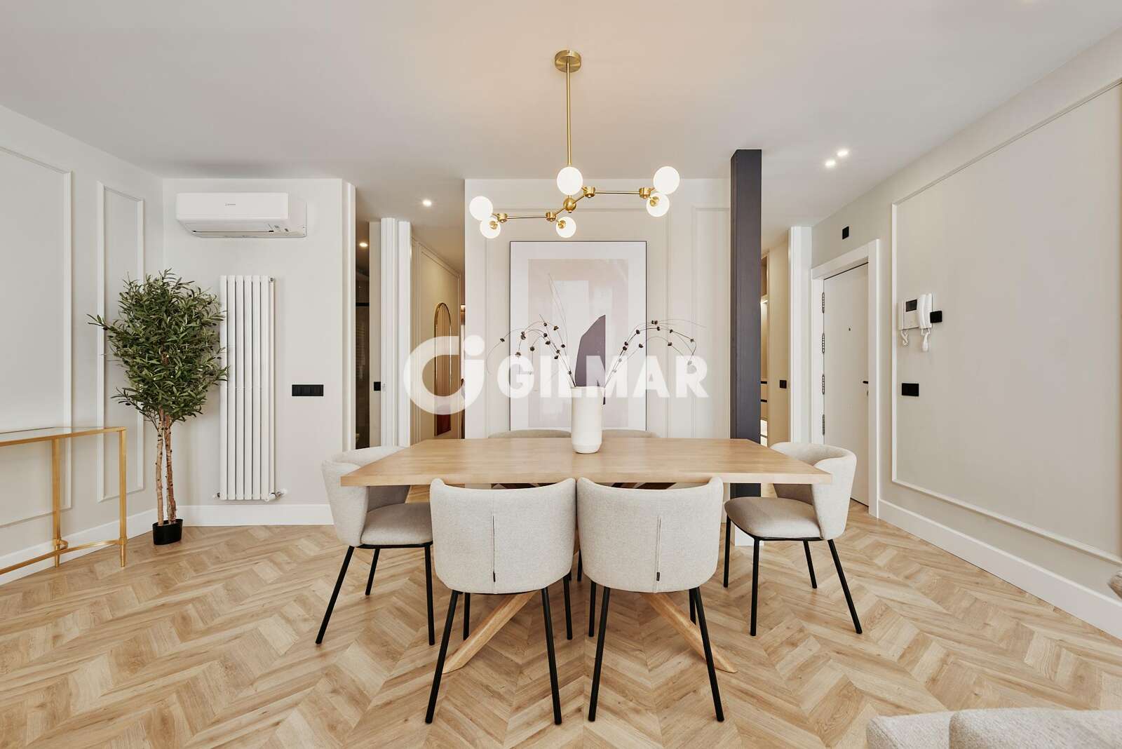 Property slider Gilmar