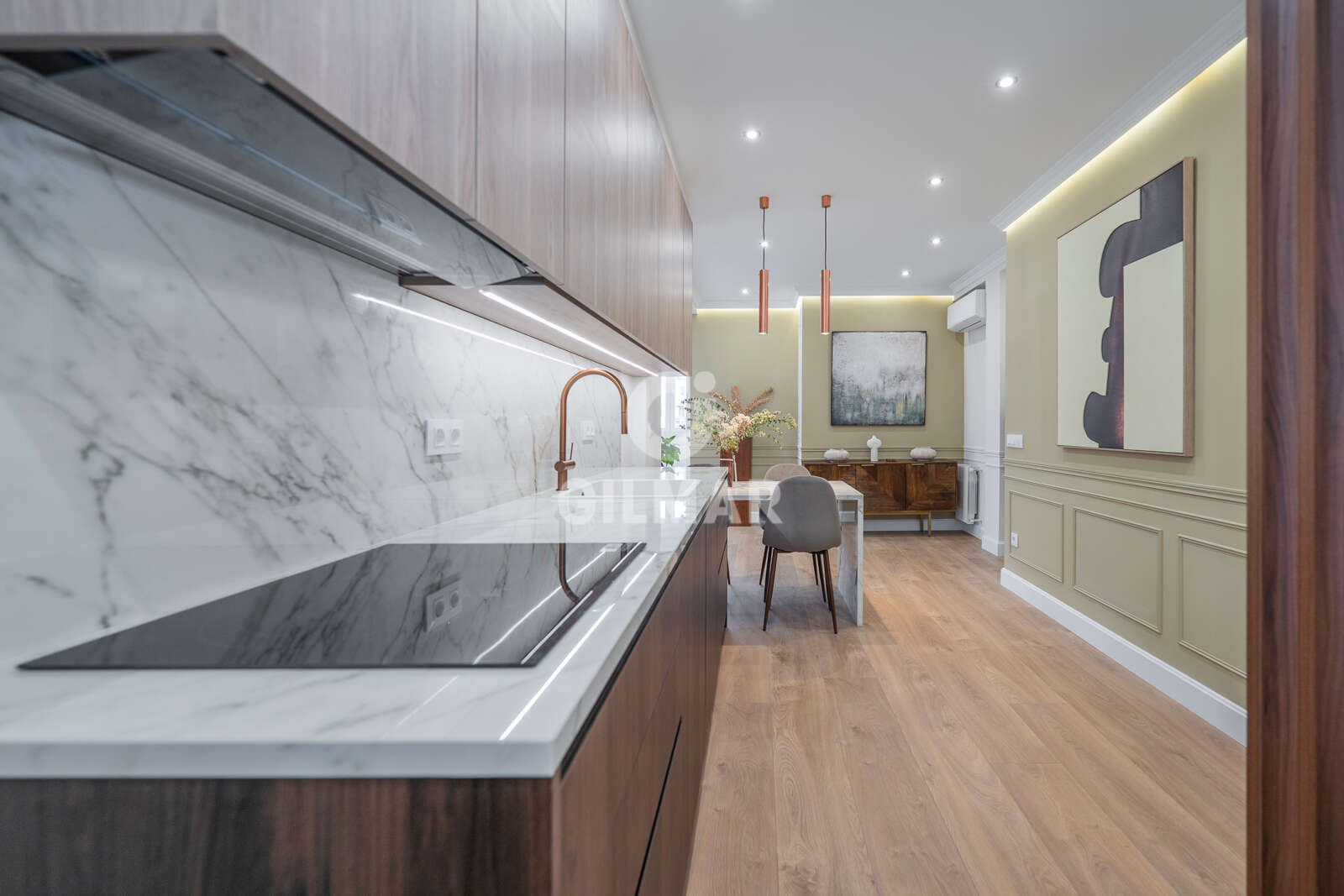 Property slider Gilmar