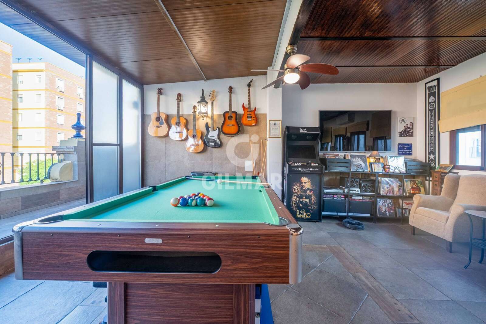 Property slider Gilmar