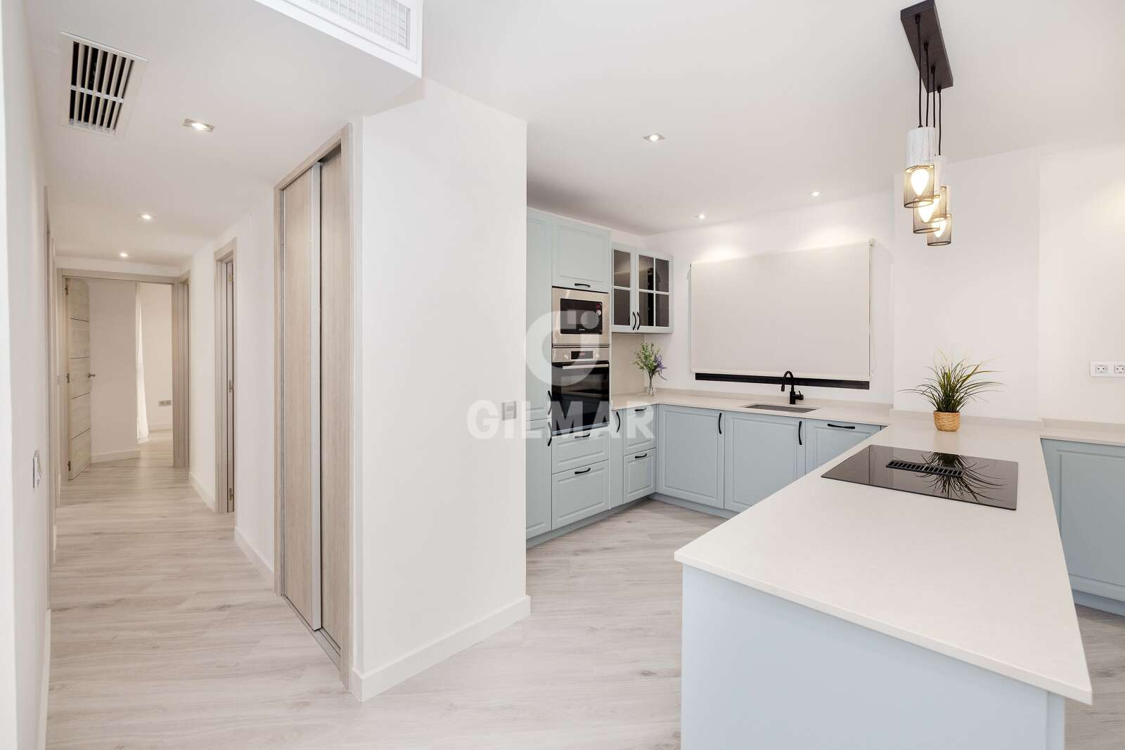 Property slider Gilmar