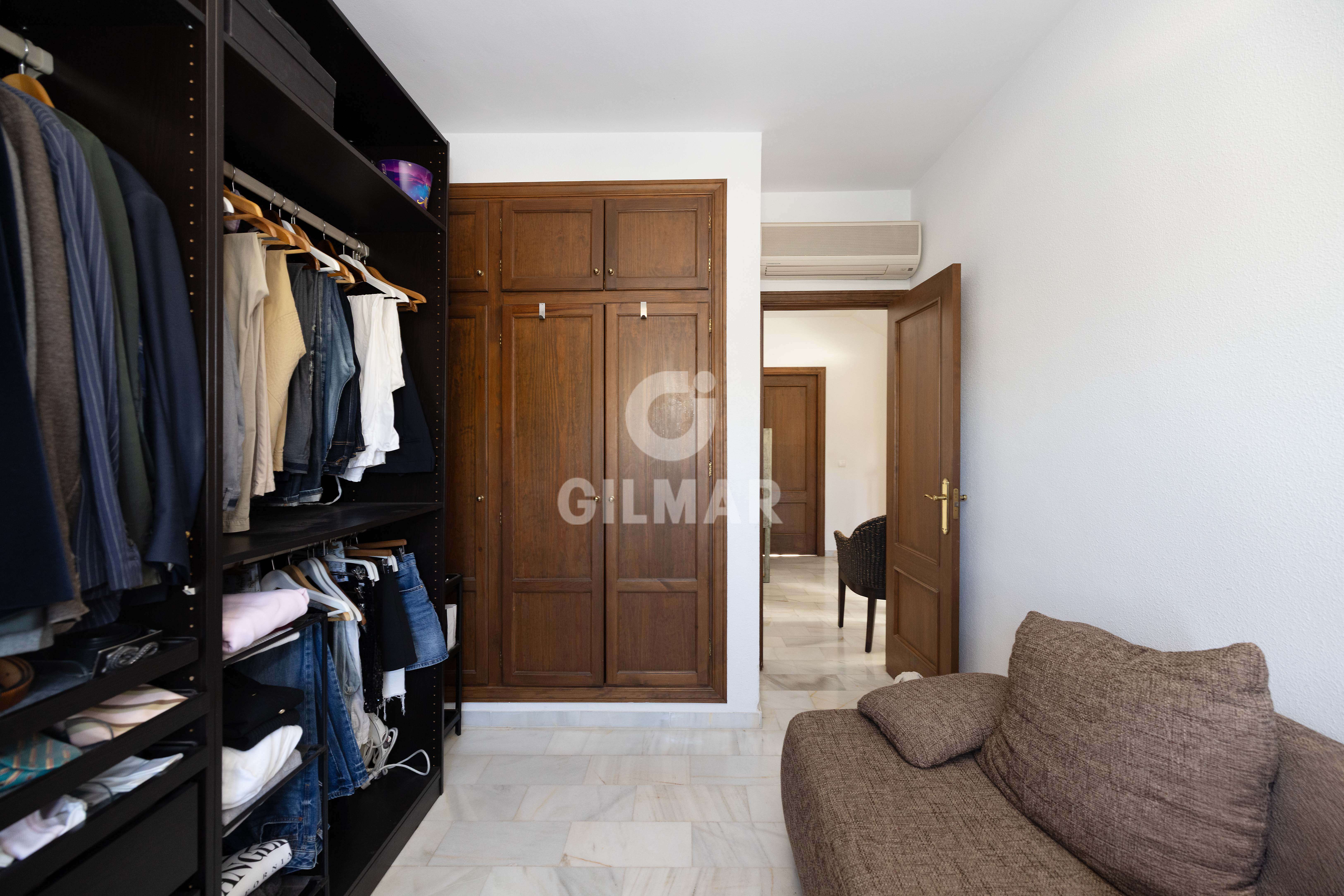 Photo of Townhouse