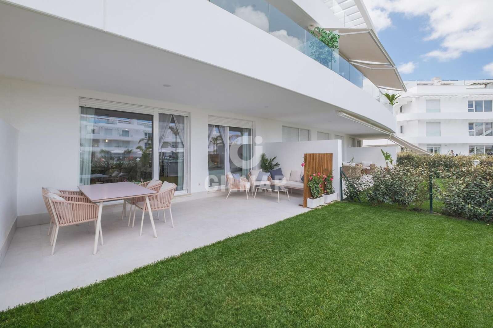 Property slider Gilmar