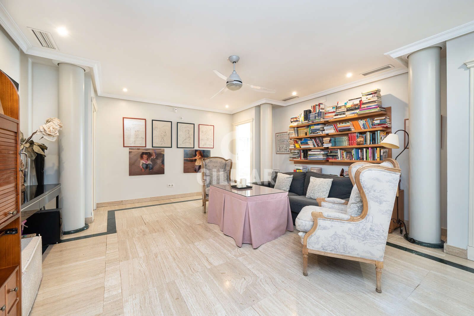 Property slider Gilmar