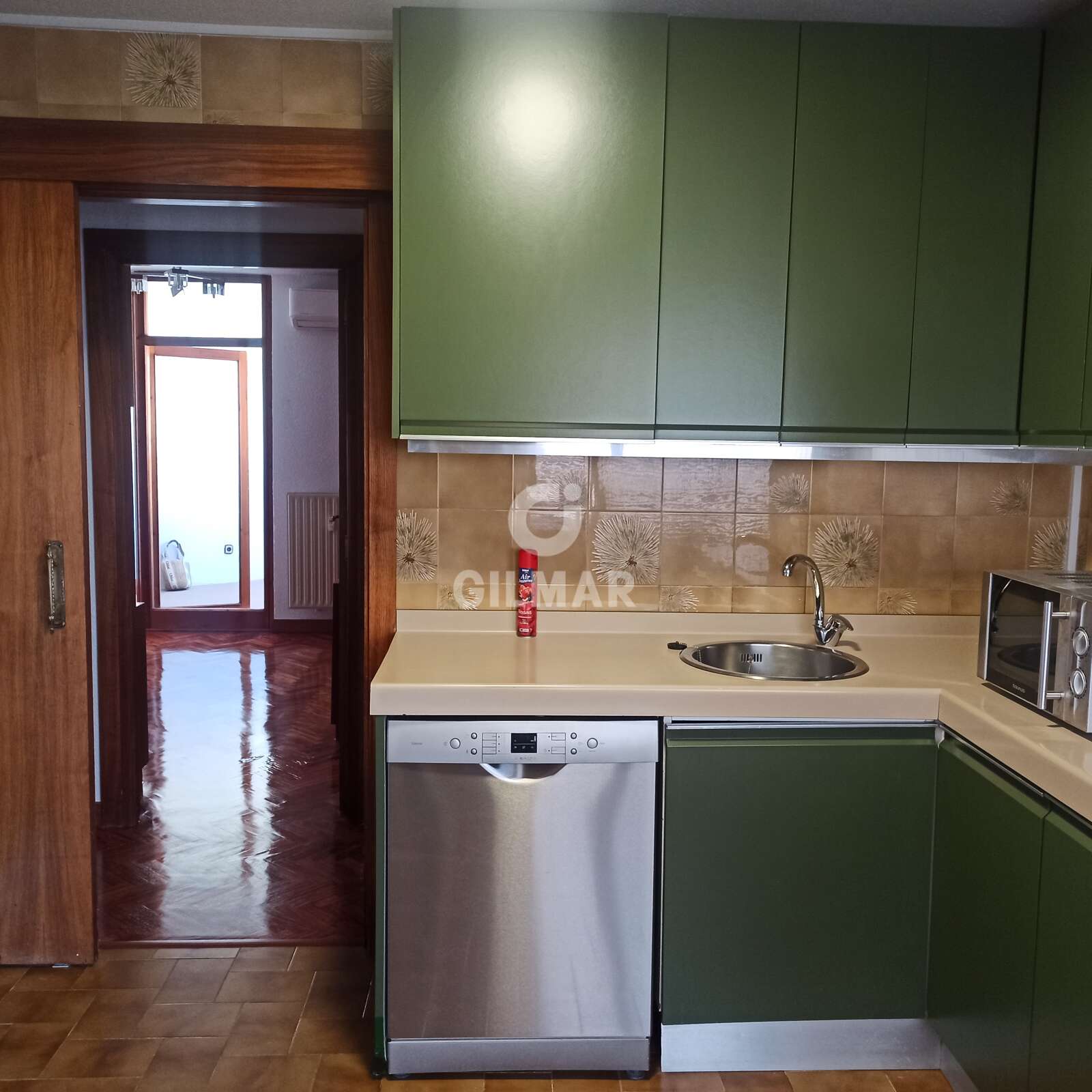 Property slider Gilmar