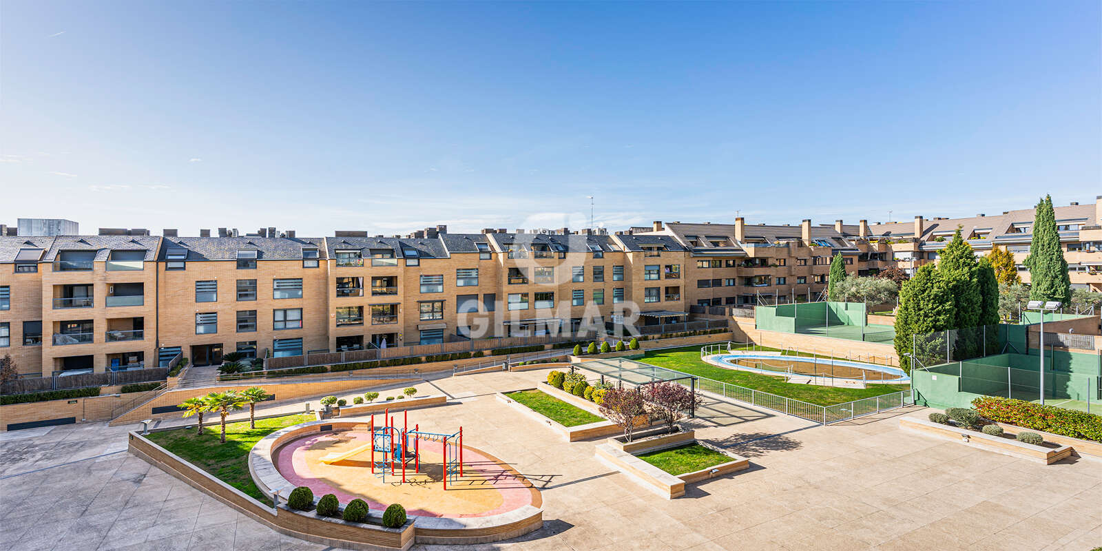 Property slider Gilmar