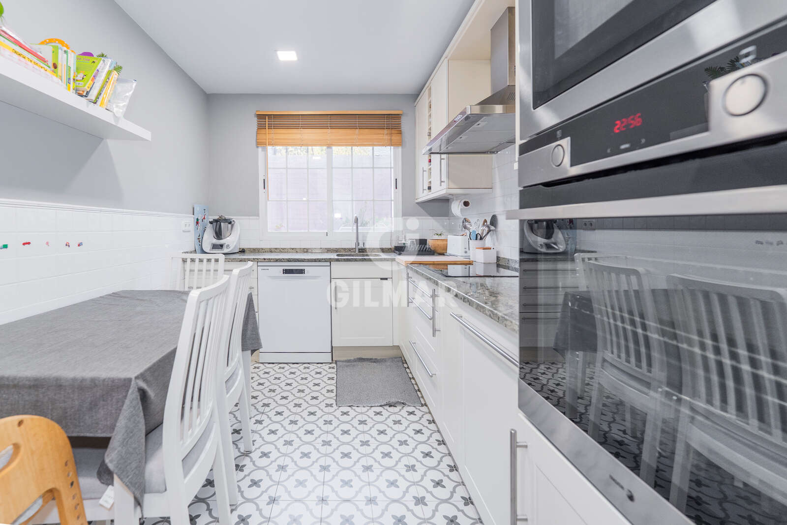 Property slider Gilmar