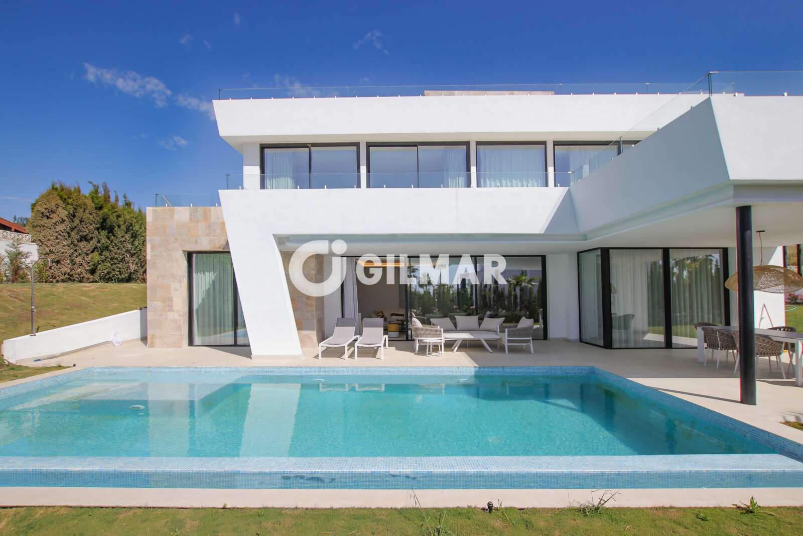 Property slider Gilmar