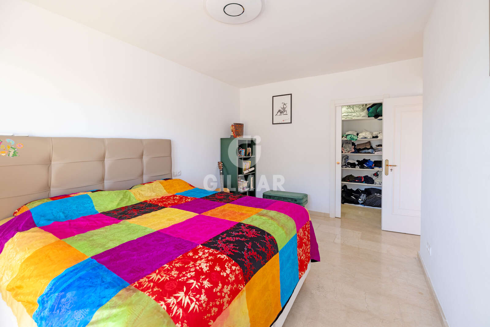 Property slider Gilmar