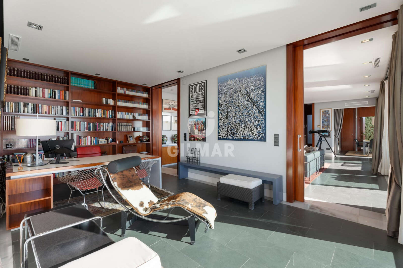 Property slider Gilmar
