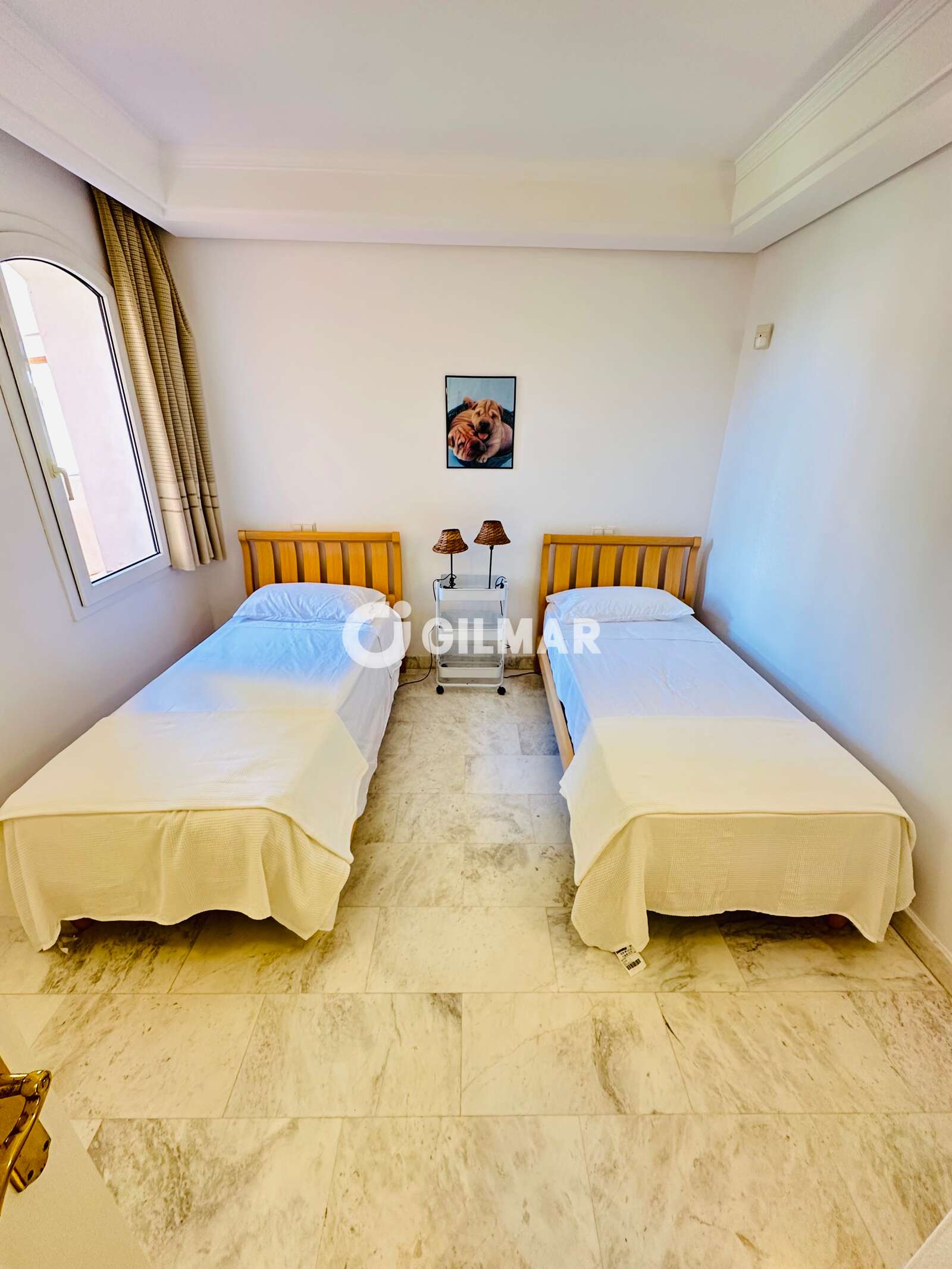Property slider Gilmar