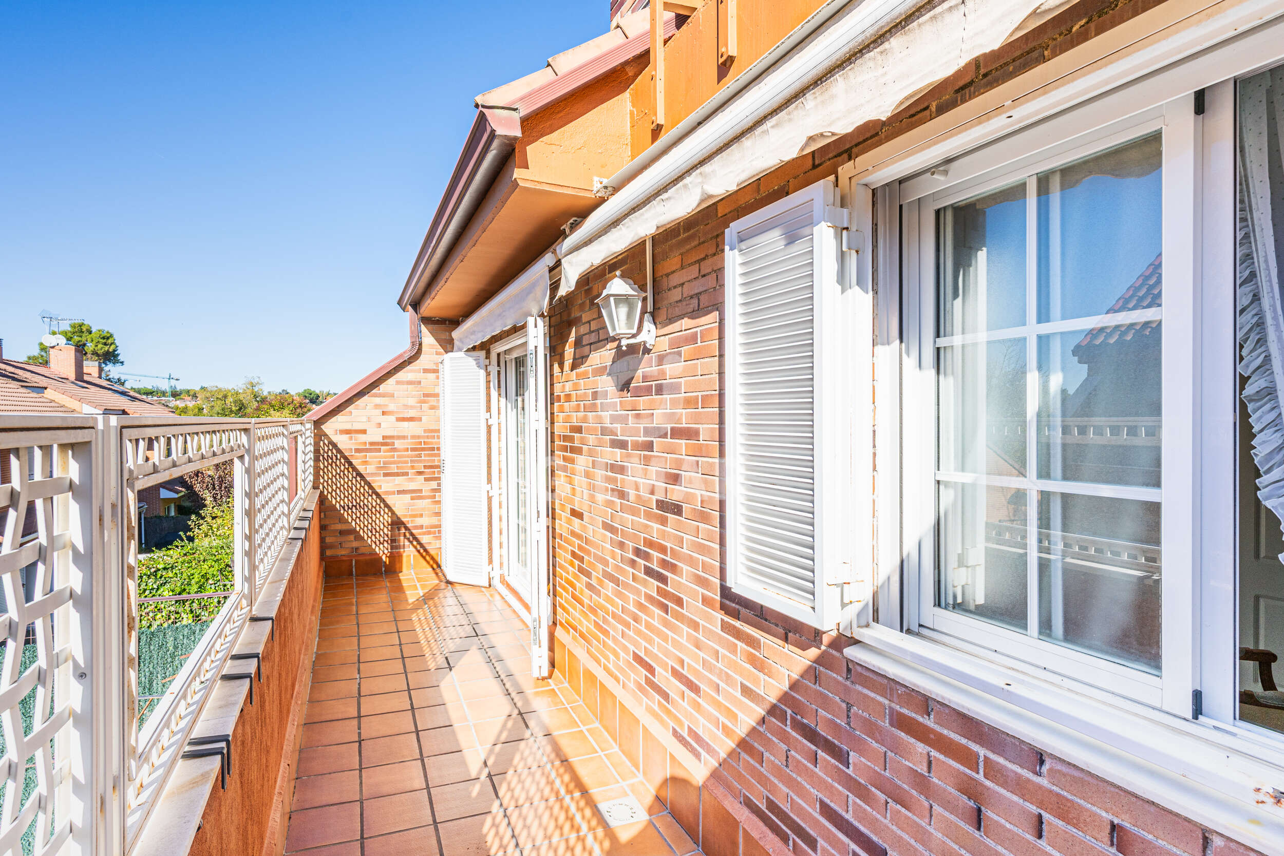 Photo of Semi-detached house