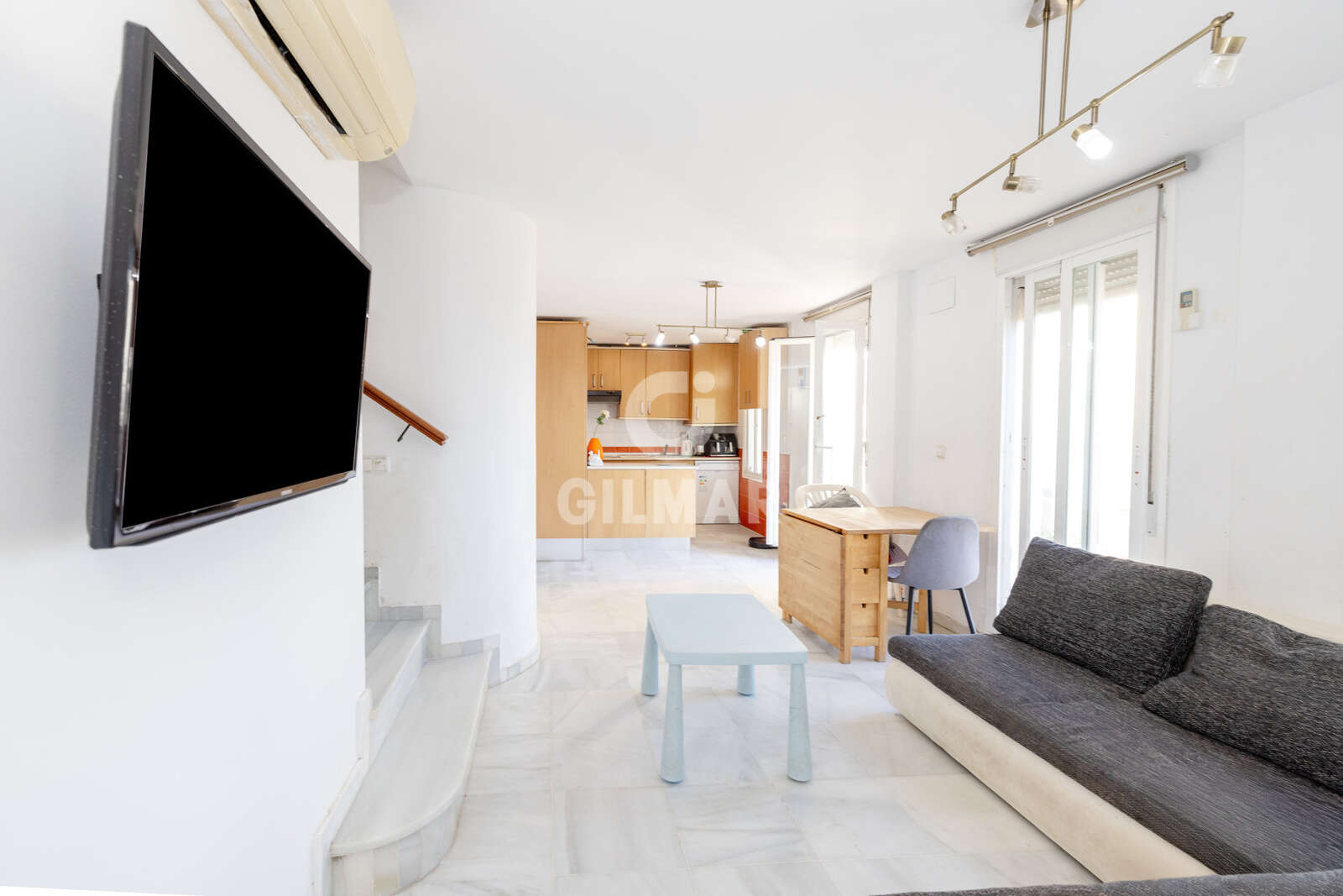 Property slider Gilmar