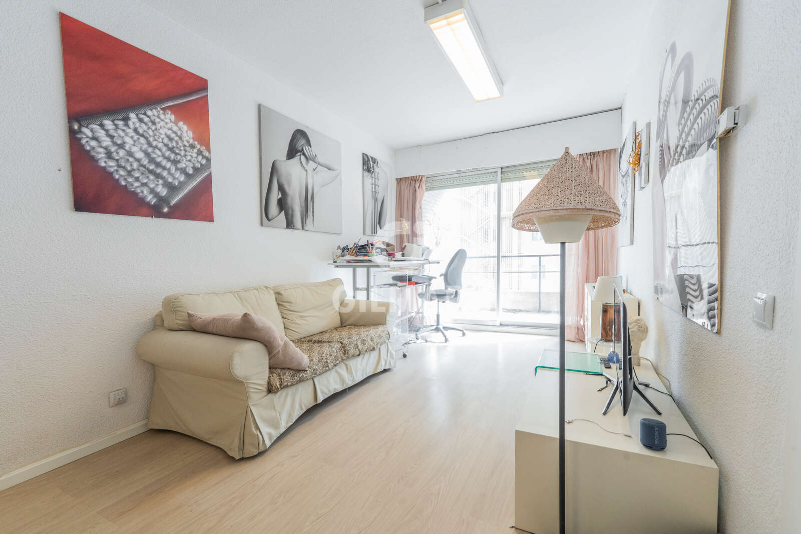 Property slider Gilmar
