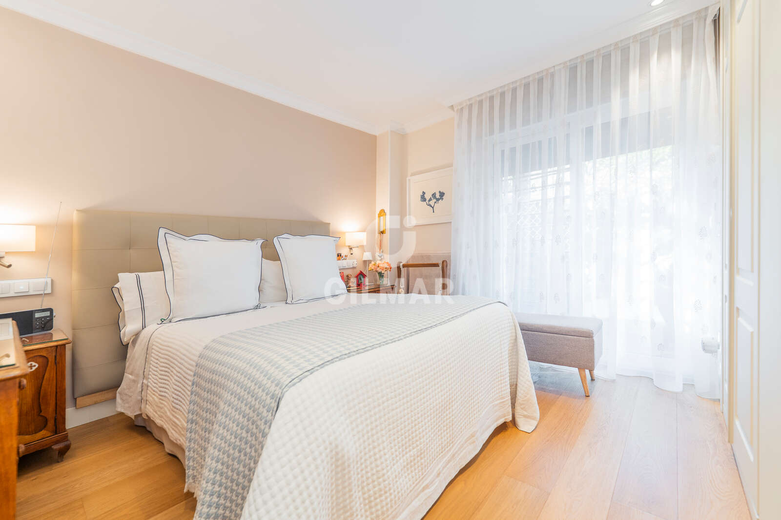 Property slider Gilmar