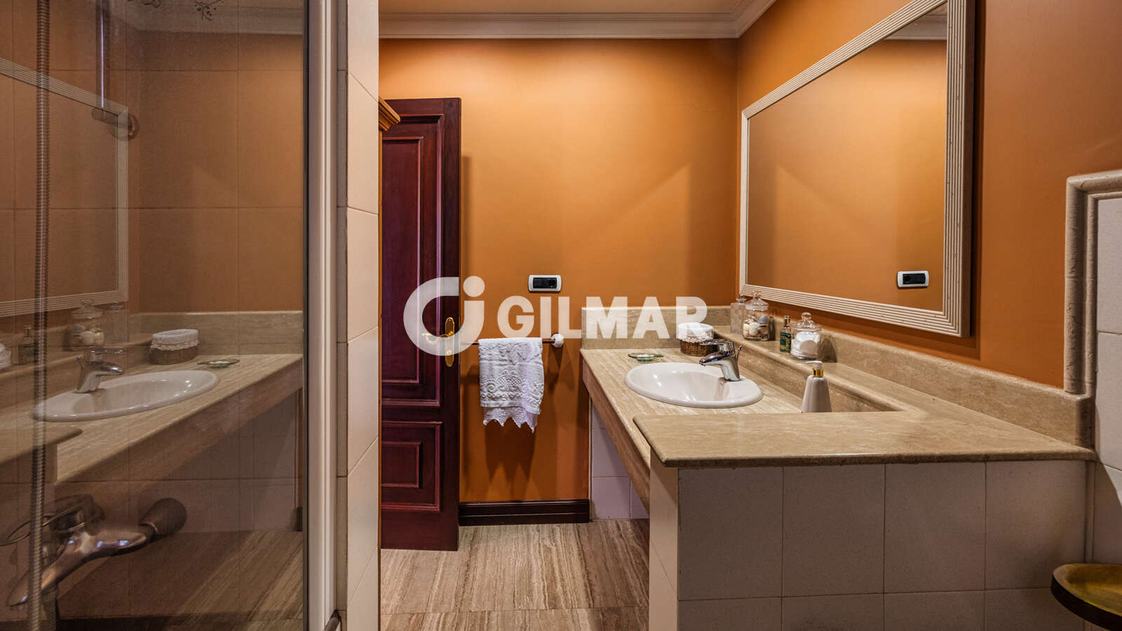 Property slider Gilmar