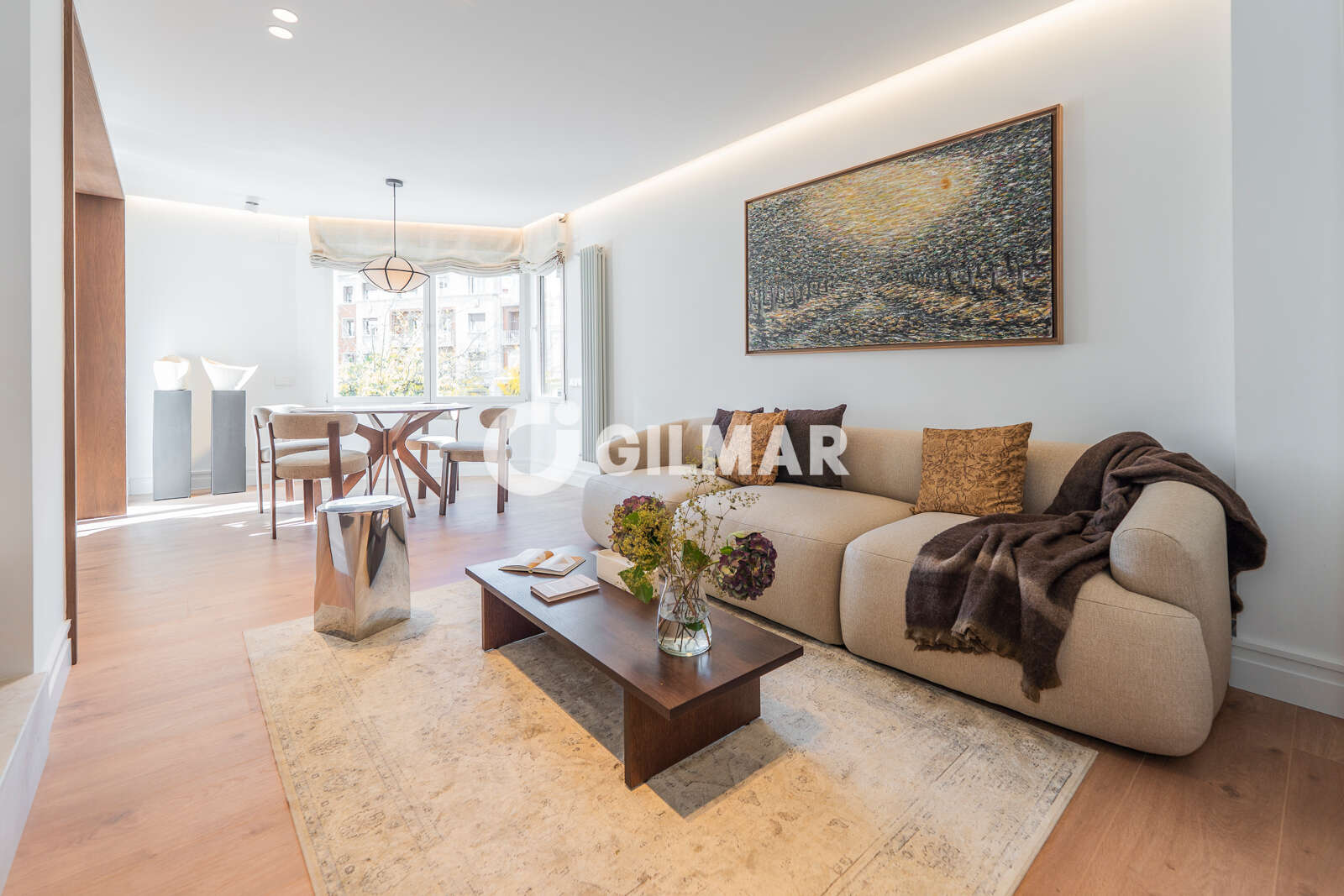 Property slider Gilmar
