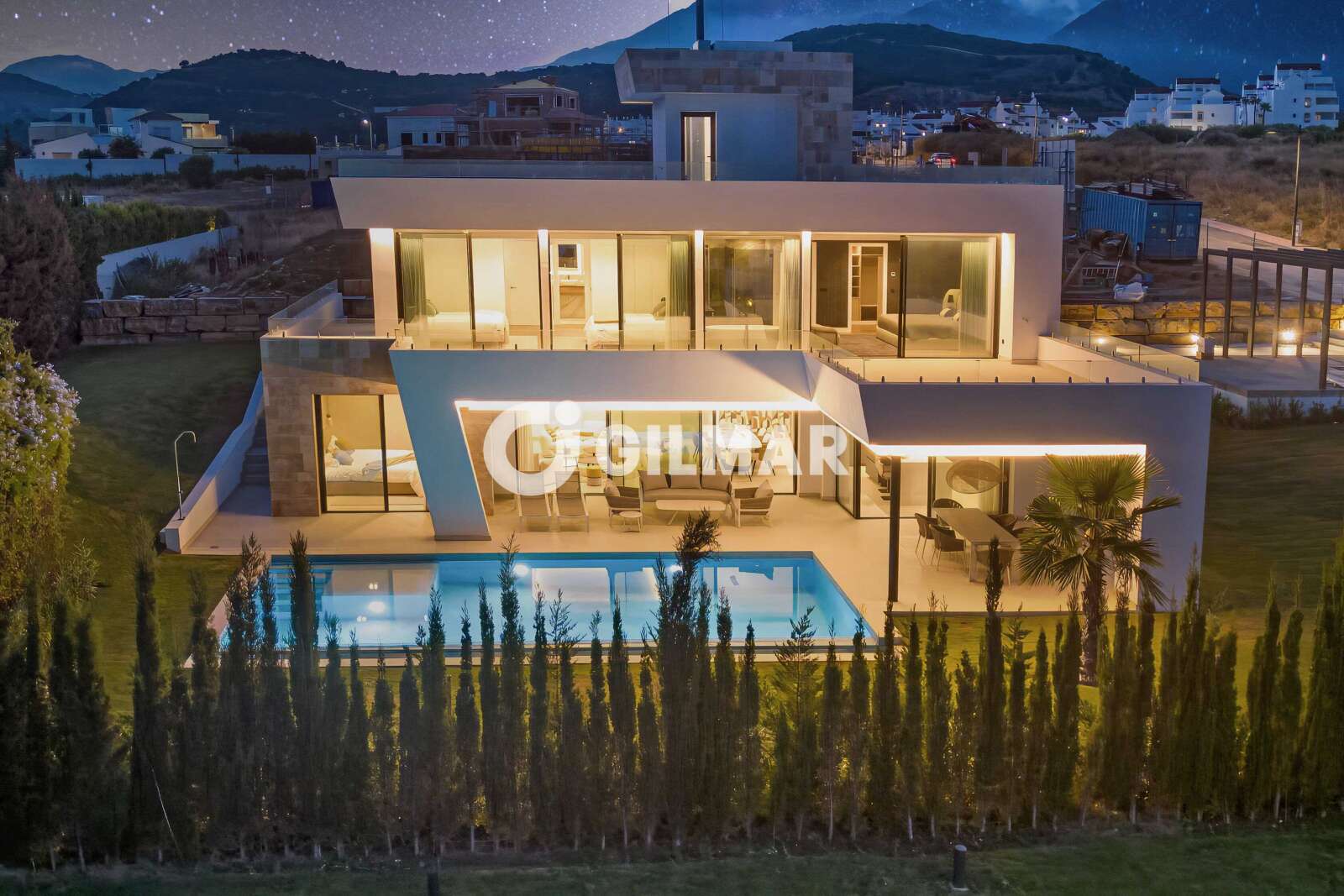 Property slider Gilmar