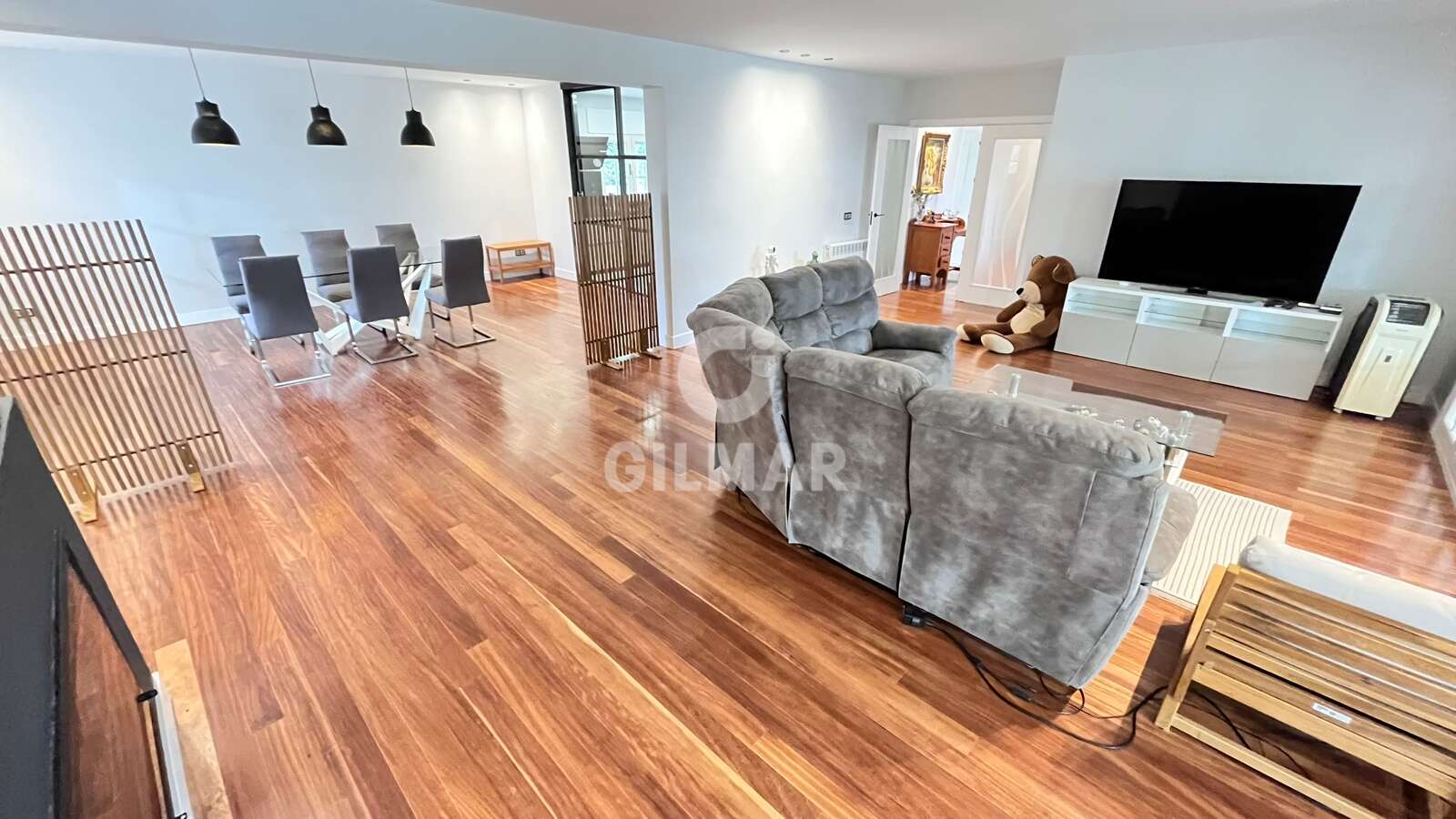 Property slider Gilmar