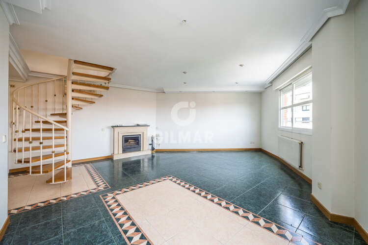 Ático-Dúplex en alquiler en Conde Orgaz – Madrid | Gilmar Consulting