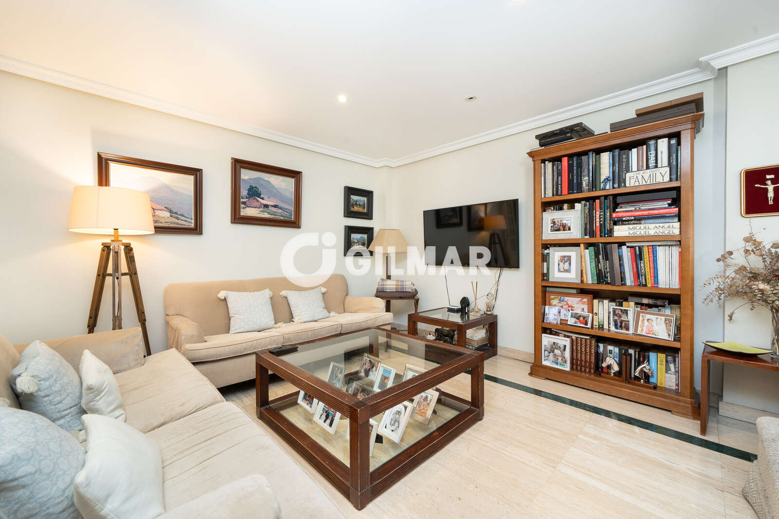 Property slider Gilmar