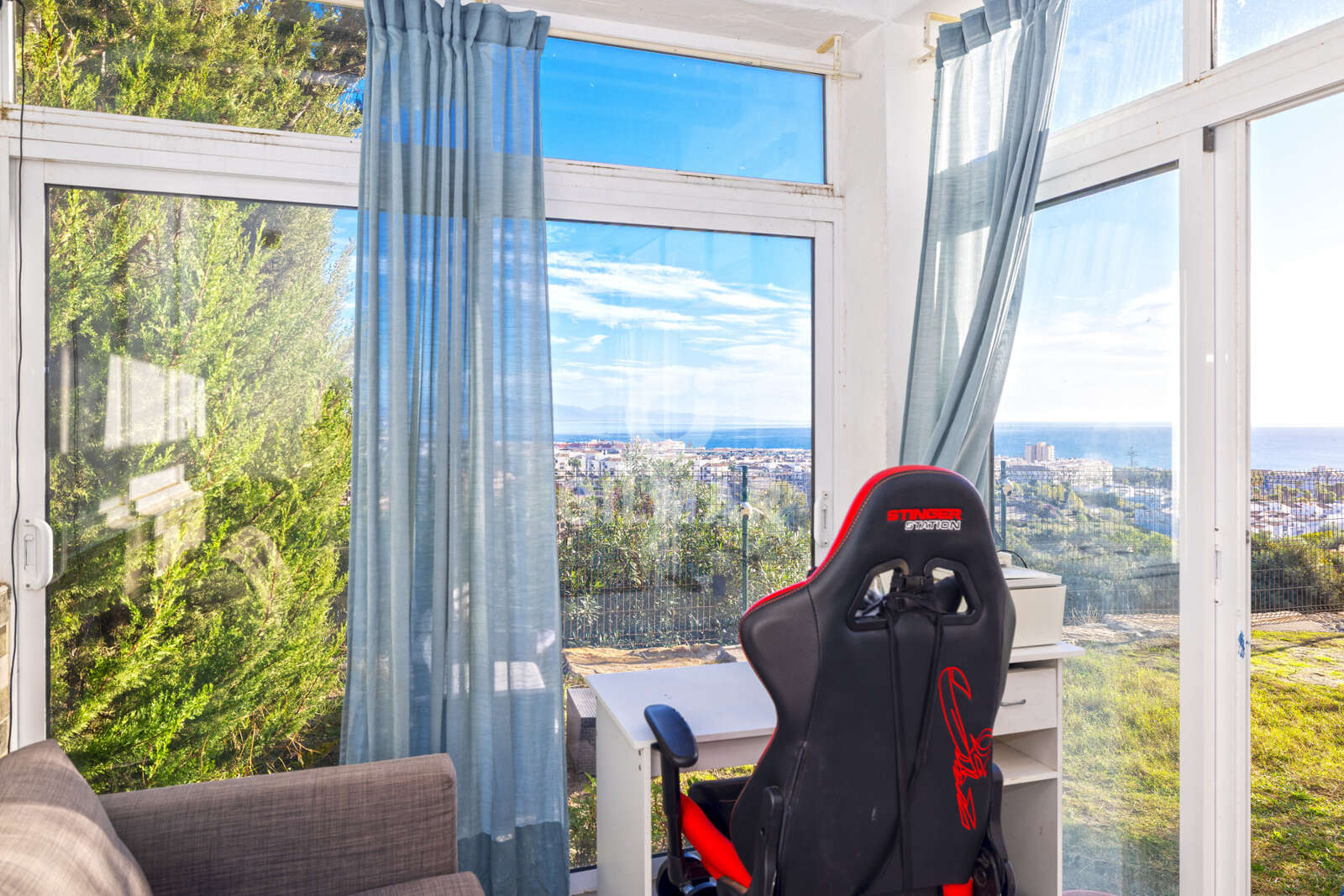 Property slider Gilmar