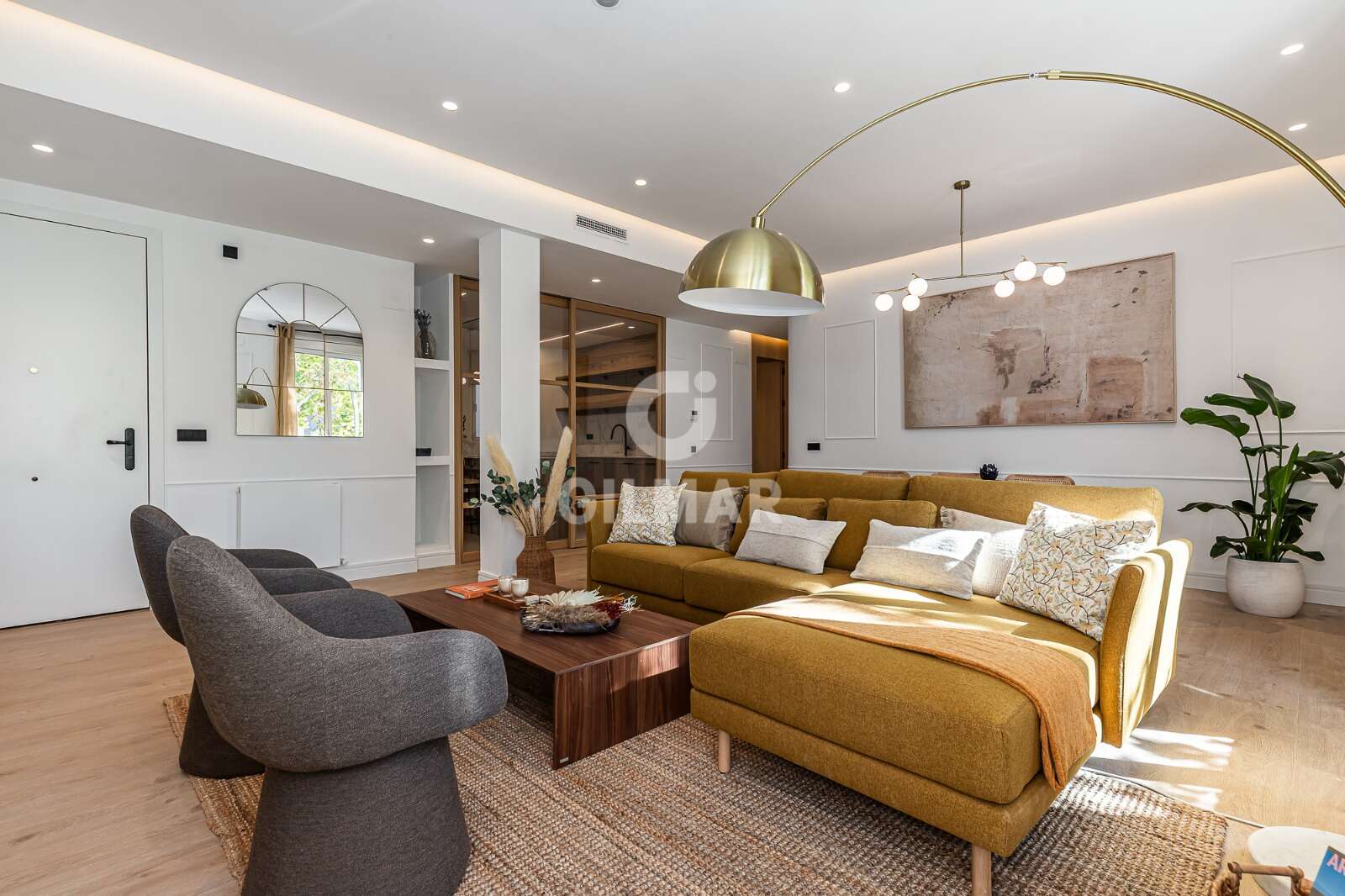 Property slider Gilmar